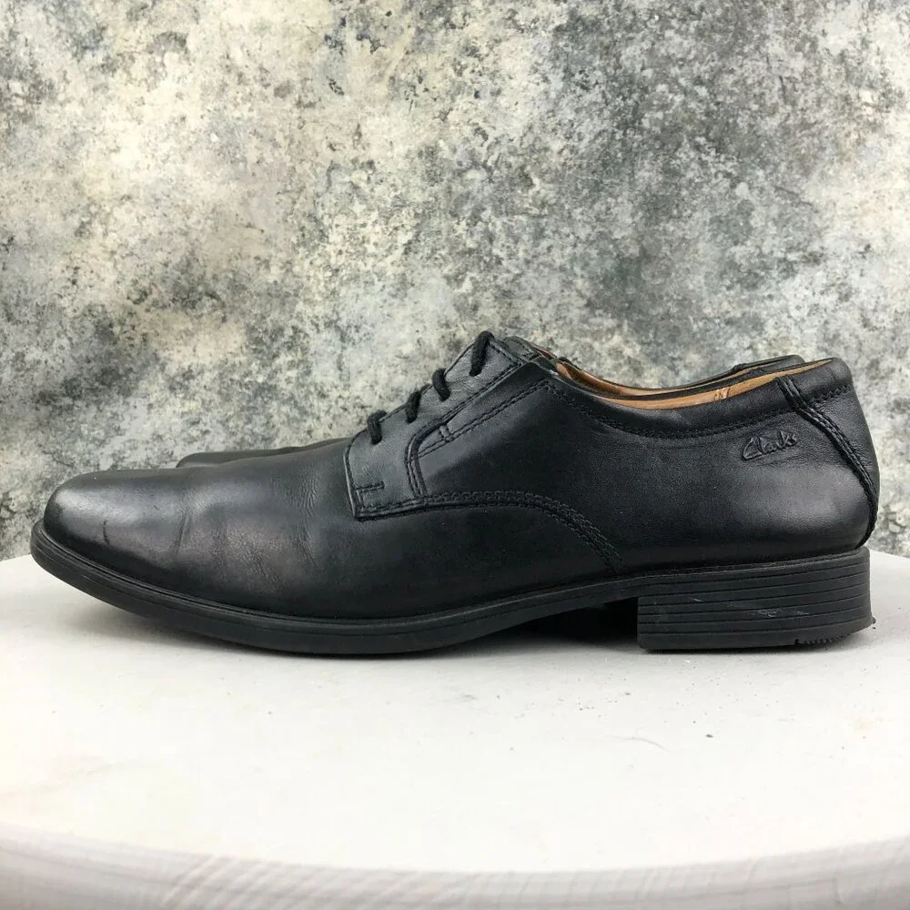 Clarks Men's Size 8.5M Collection Tilden Plain Black Ultimate Comfort Oxfords